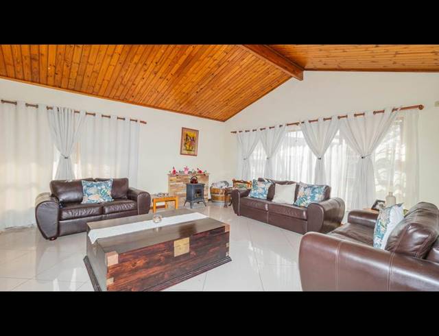 4 BEDROOM HOUSE FOR SALE IN PANORAMA